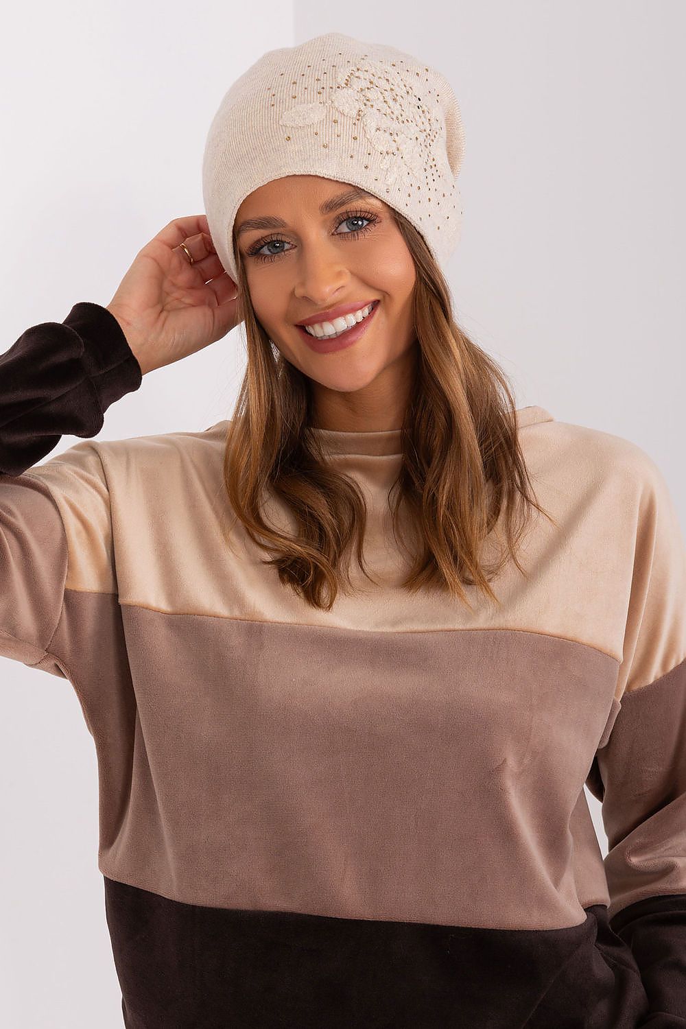  Bonnet model 191109 AT 
