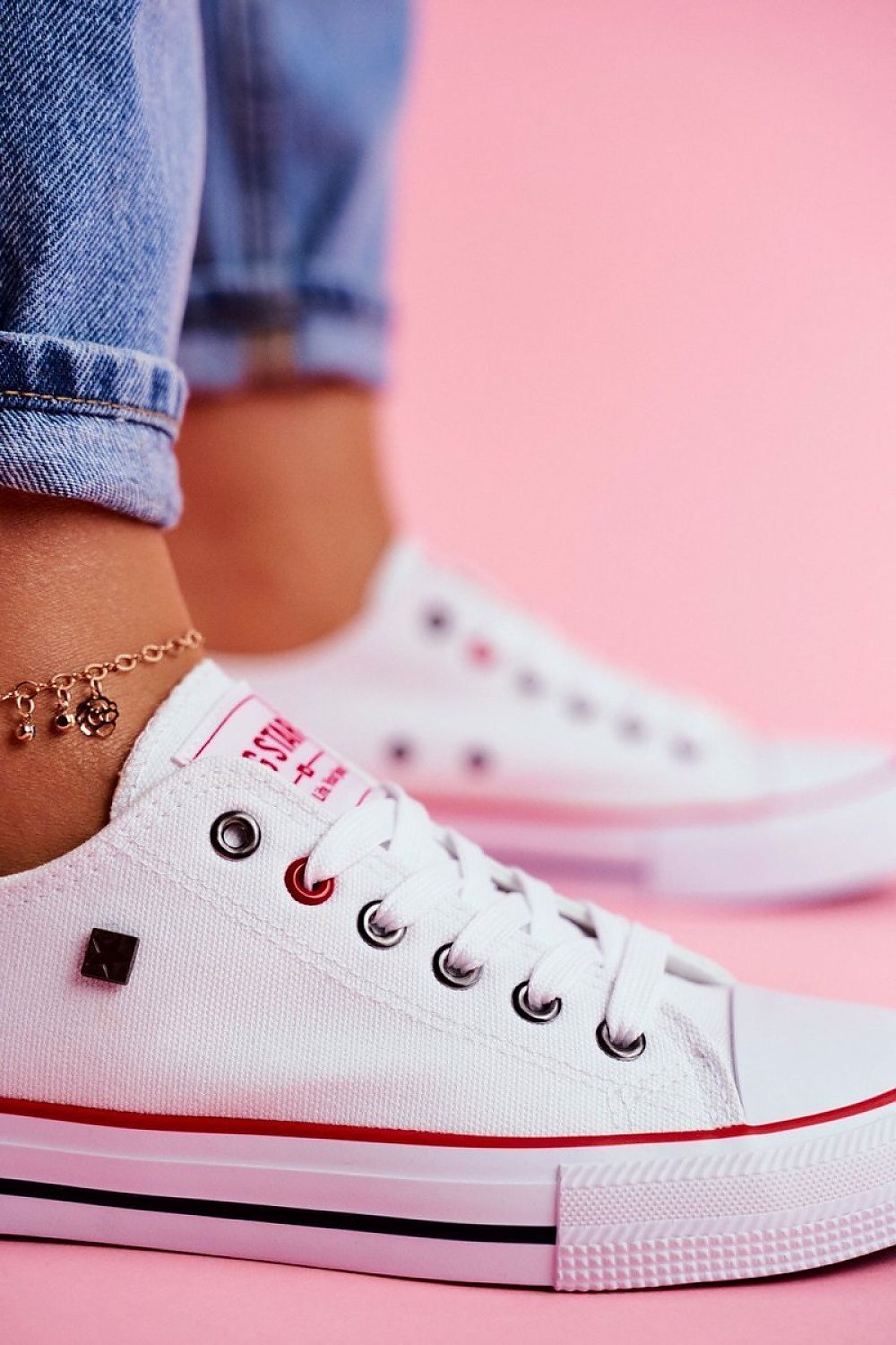  Baskets model 192311 Step in style 