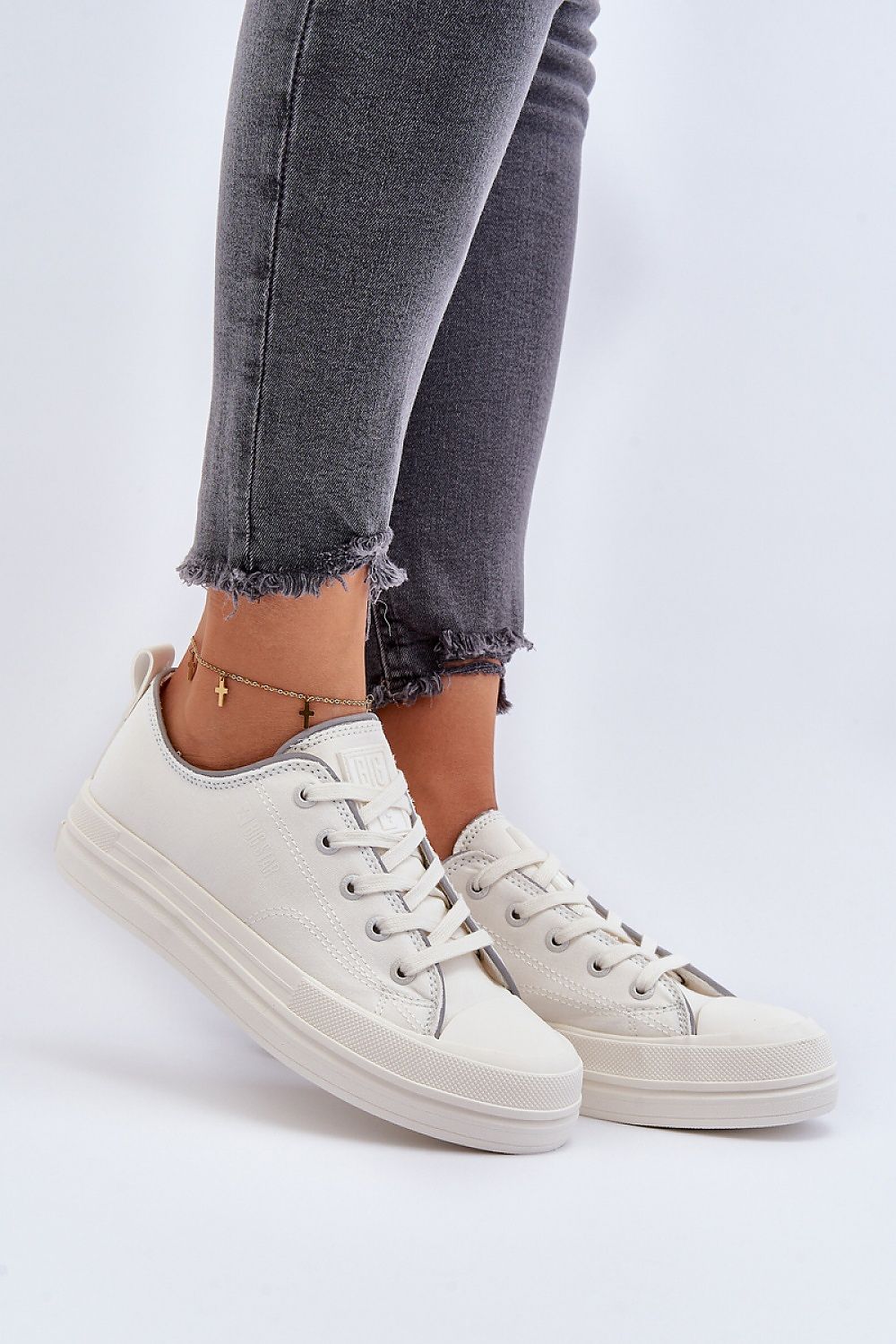  Baskets model 193529 Step in style 