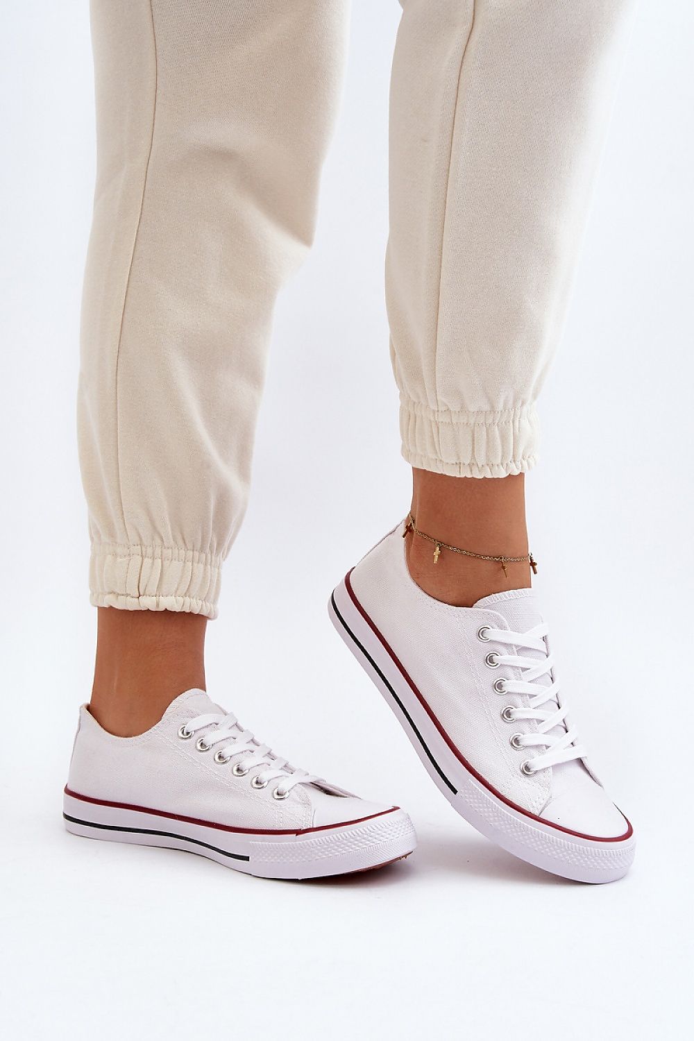  Baskets model 193540 Step in style 
