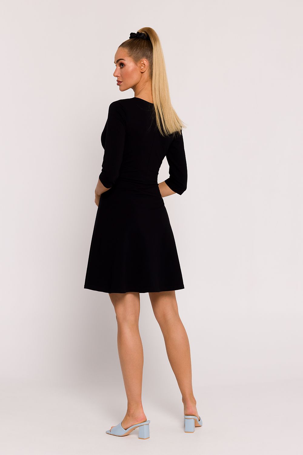  Robe de jour model 193572 Moe 