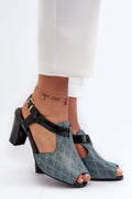  Clacquettes model 196232 Step in style 