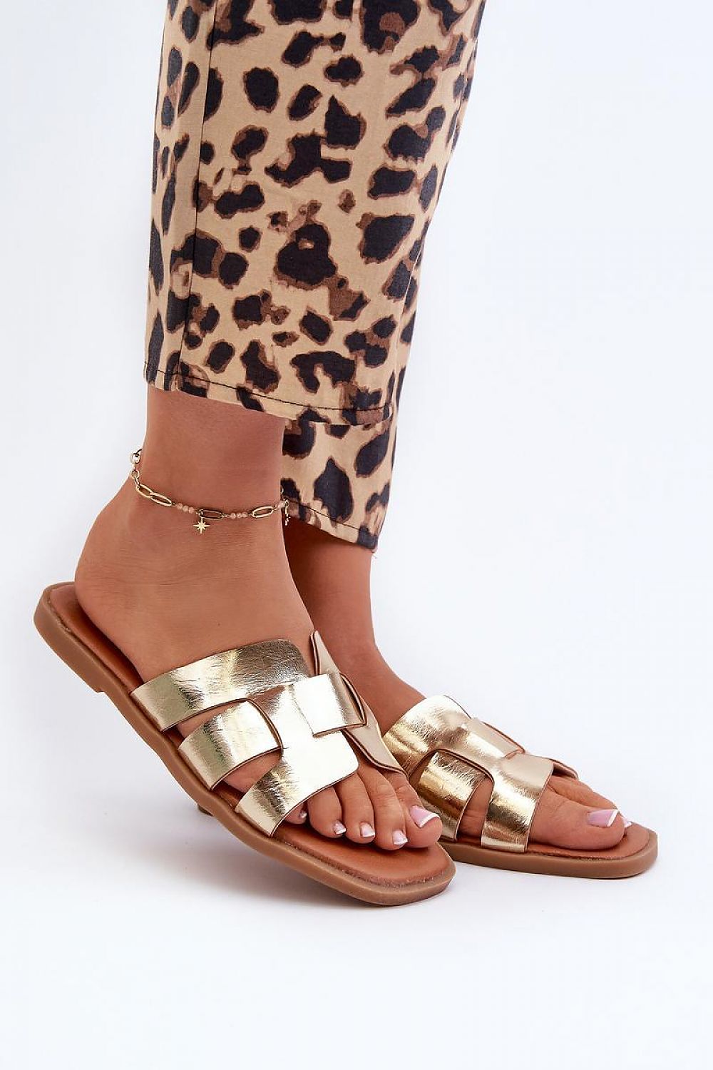  Clacquettes model 198181 Step in style 