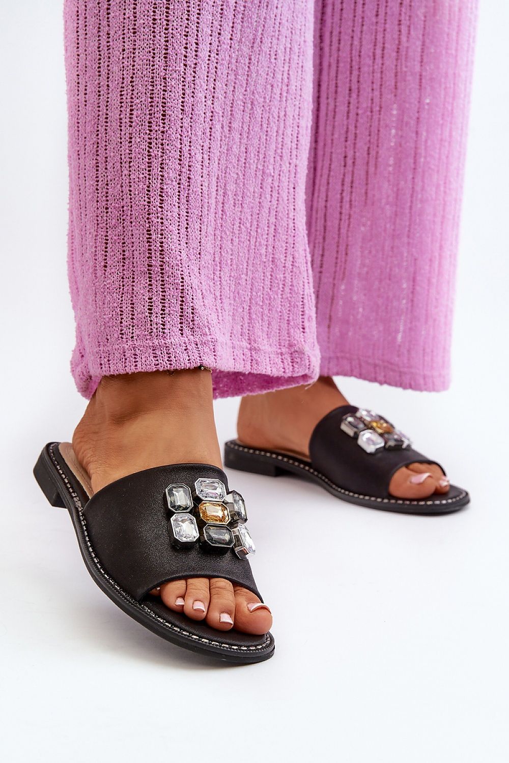  Clacquettes model 198614 Step in style 