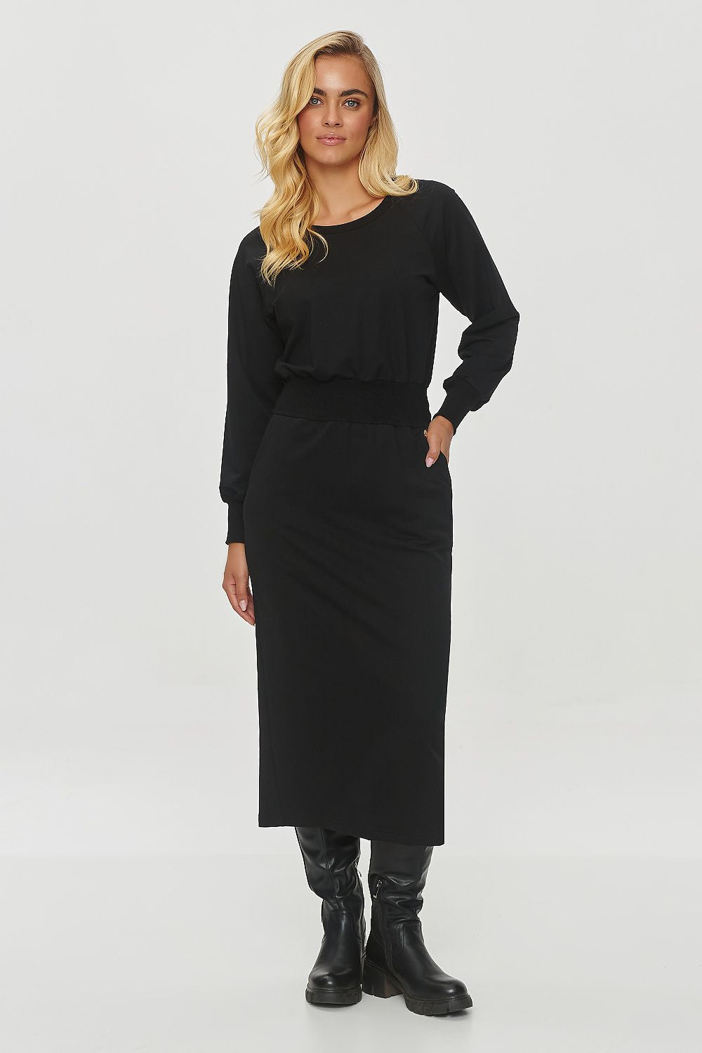  Robe de jour model 200042 Makadamia 