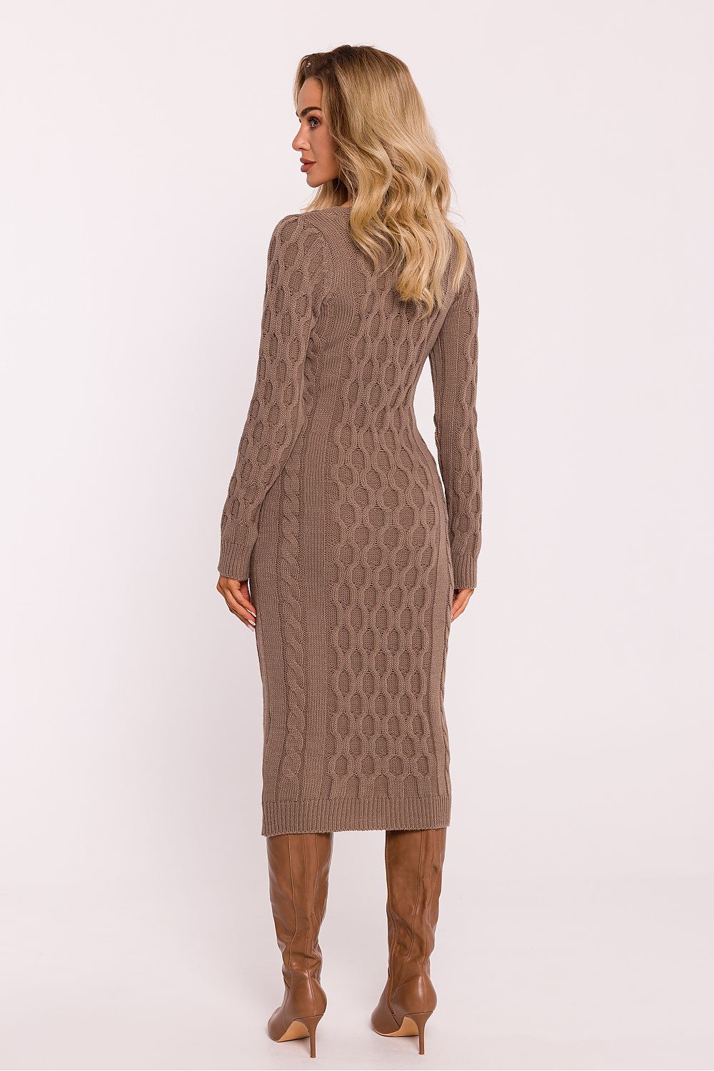  Robe de jour model 200908 Moe 