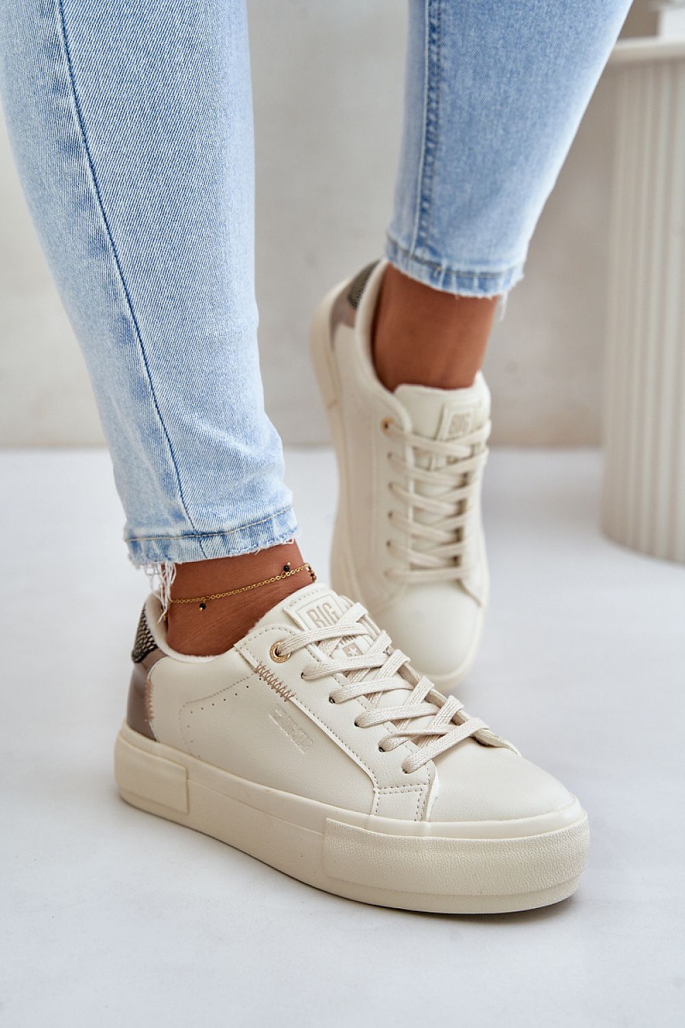  Baskets à plateforme model 201720 Step in style 