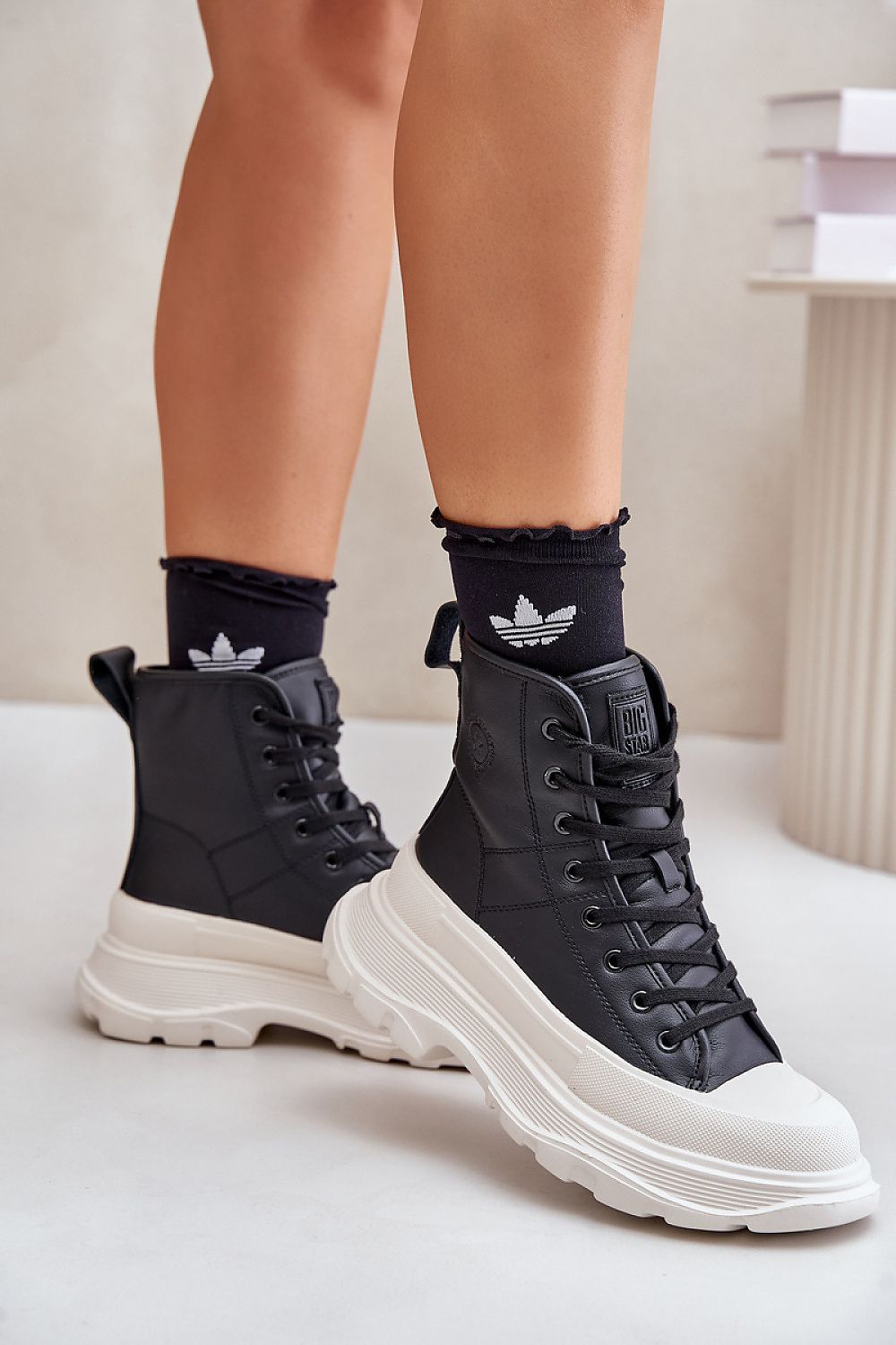  Baskets model 202229 Step in style 
