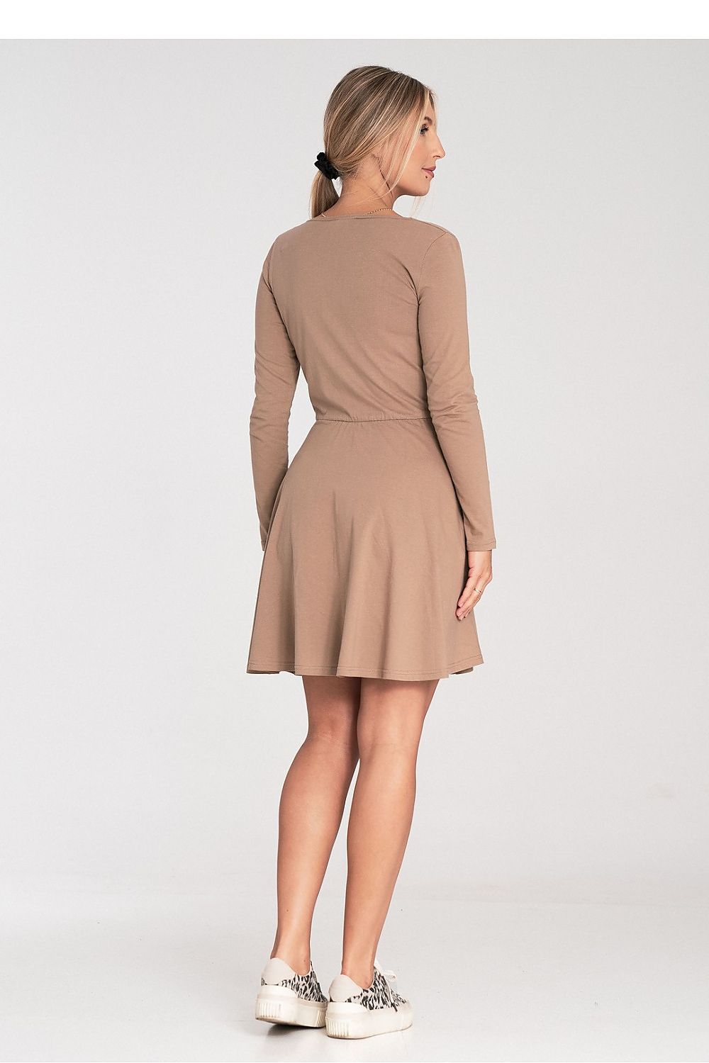  Robe de jour model 203142 Figl 