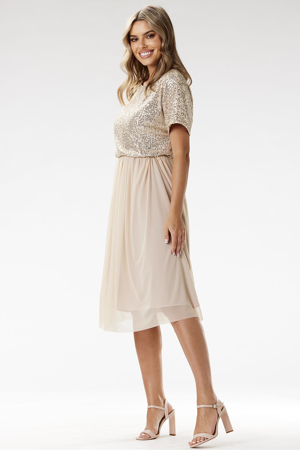  Robe de soirée model 204290 awama 