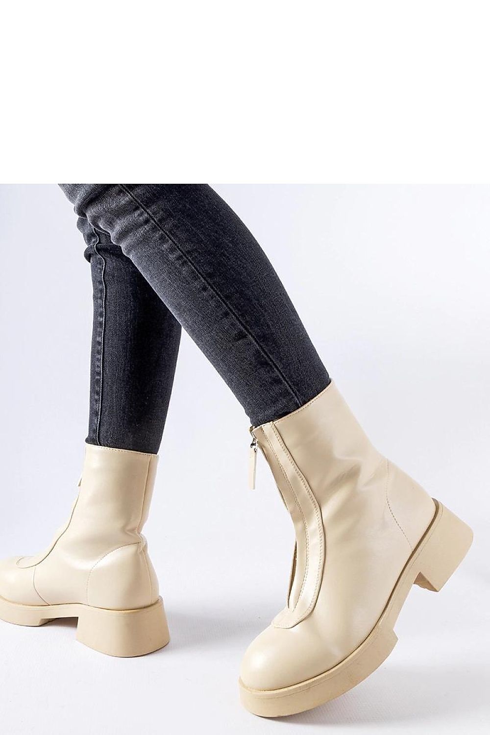  Bottes model 204533 Solea 