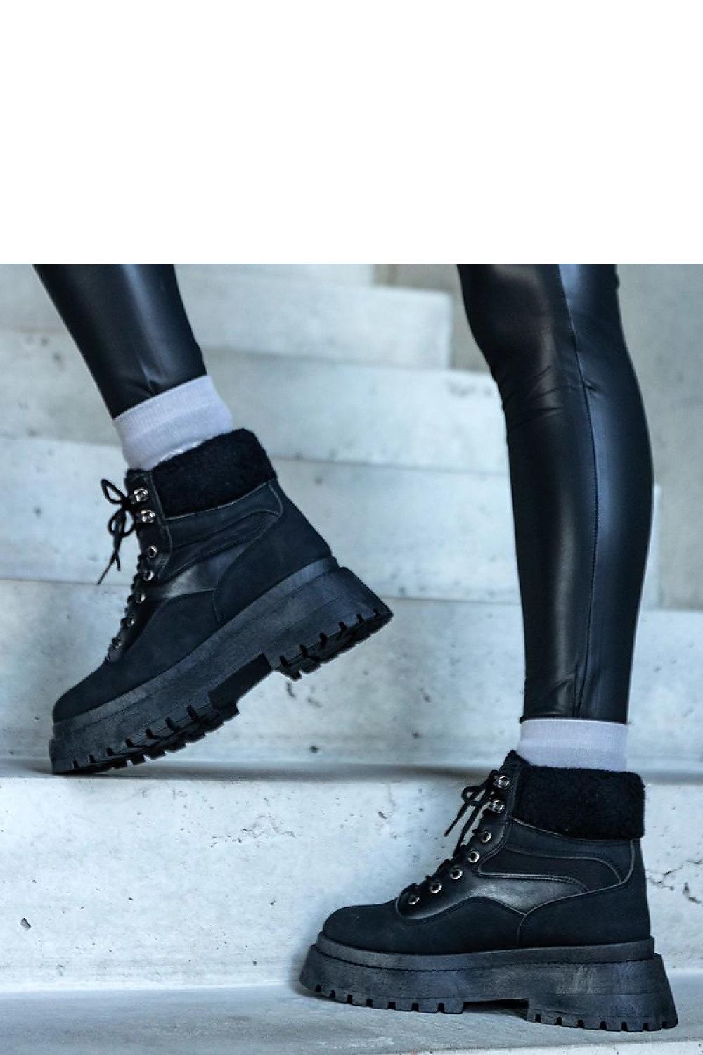  Bottes model 204570 Solea 