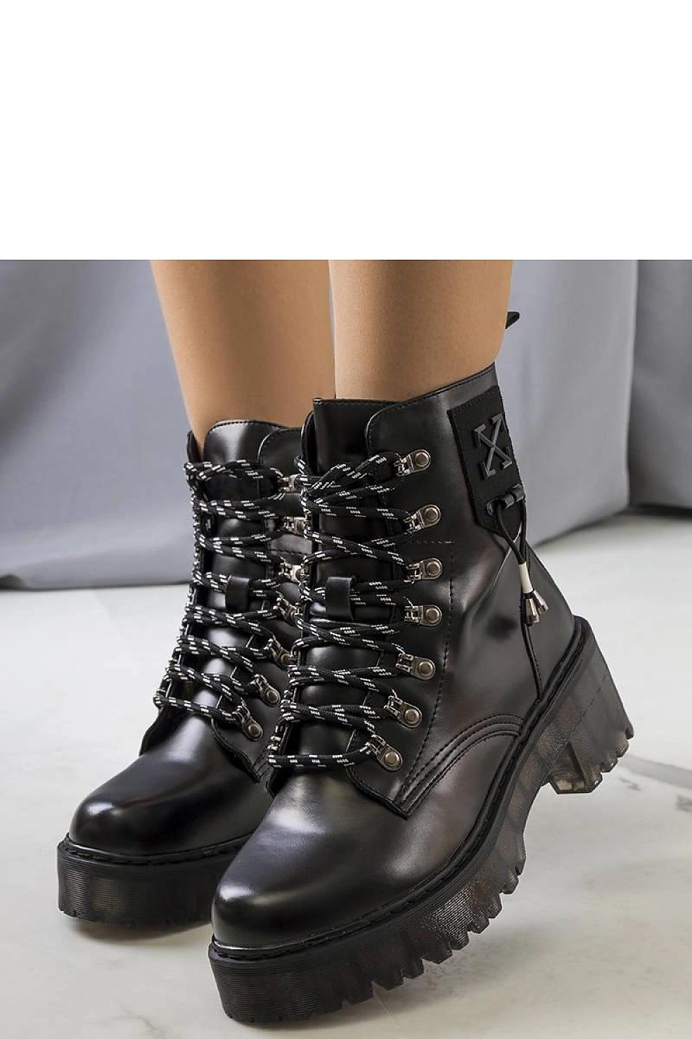  Bottes model 204631 Solea 