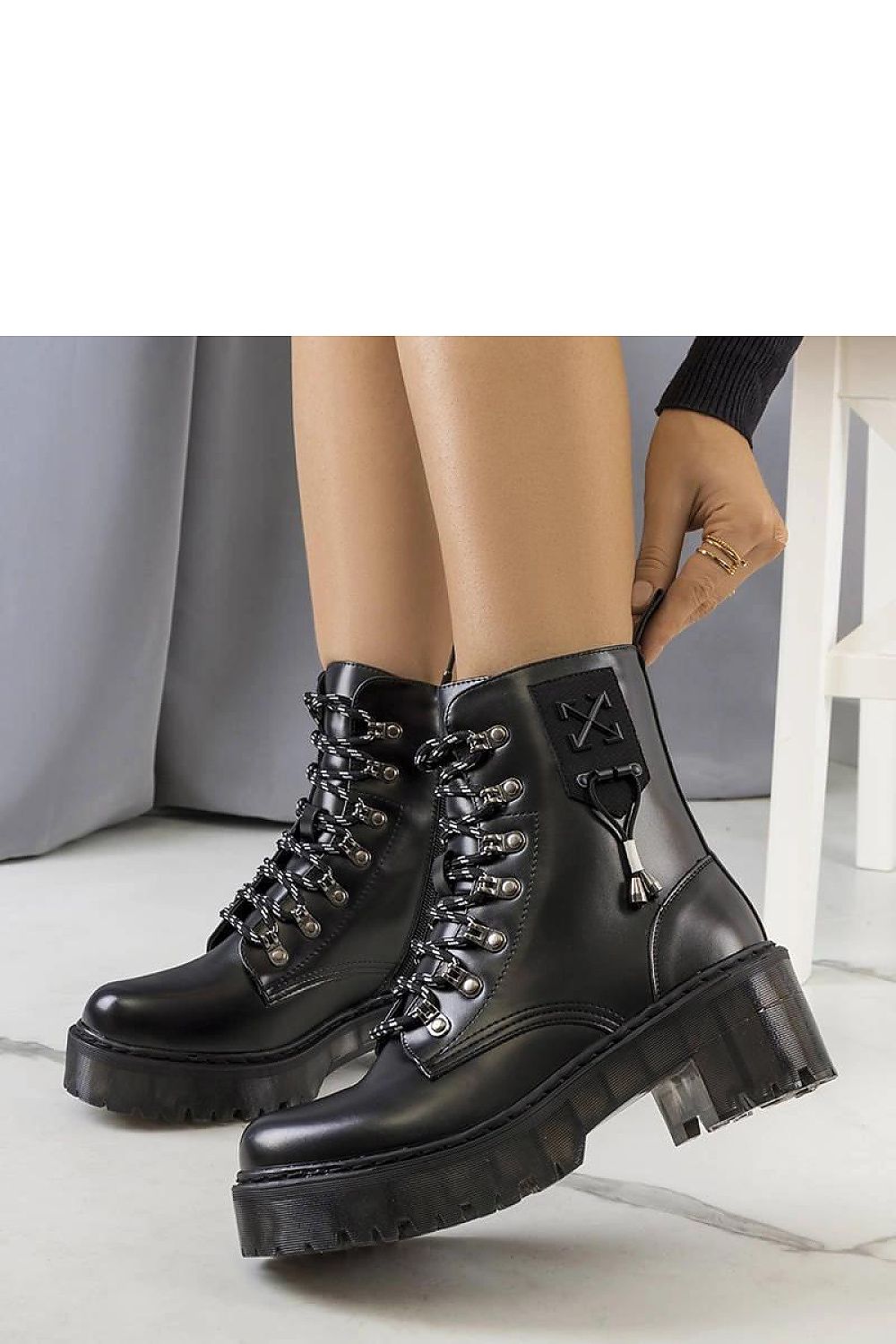  Bottes model 204631 Solea 