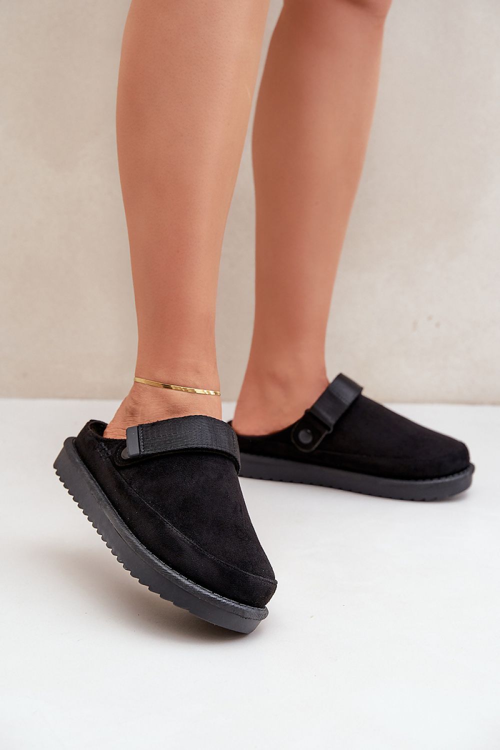  Pantoufles model 204652 Step in style 