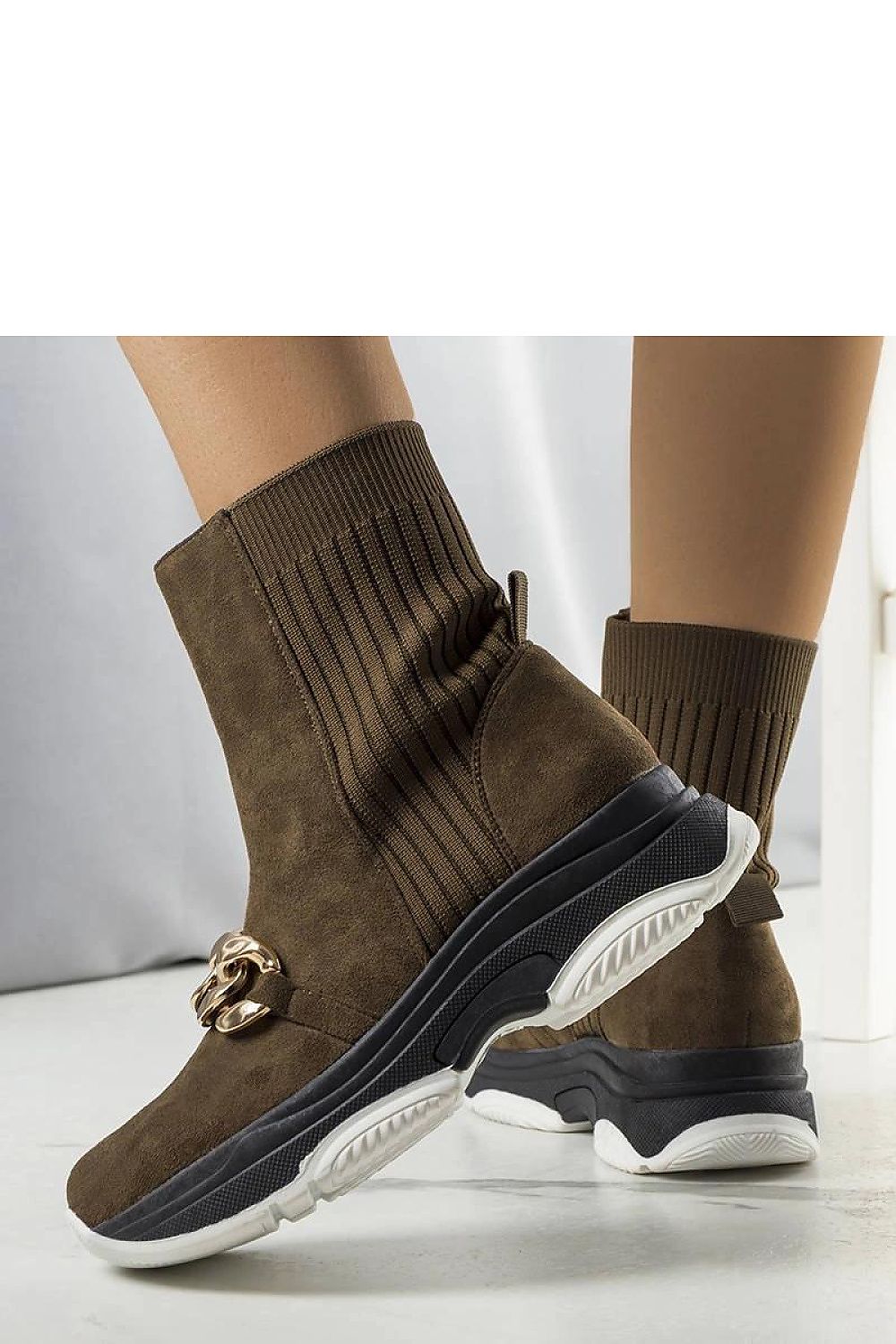  Bottes model 204846 Solea 