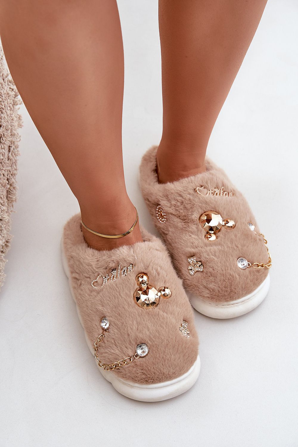  Pantoufles model 204955 Step in style 