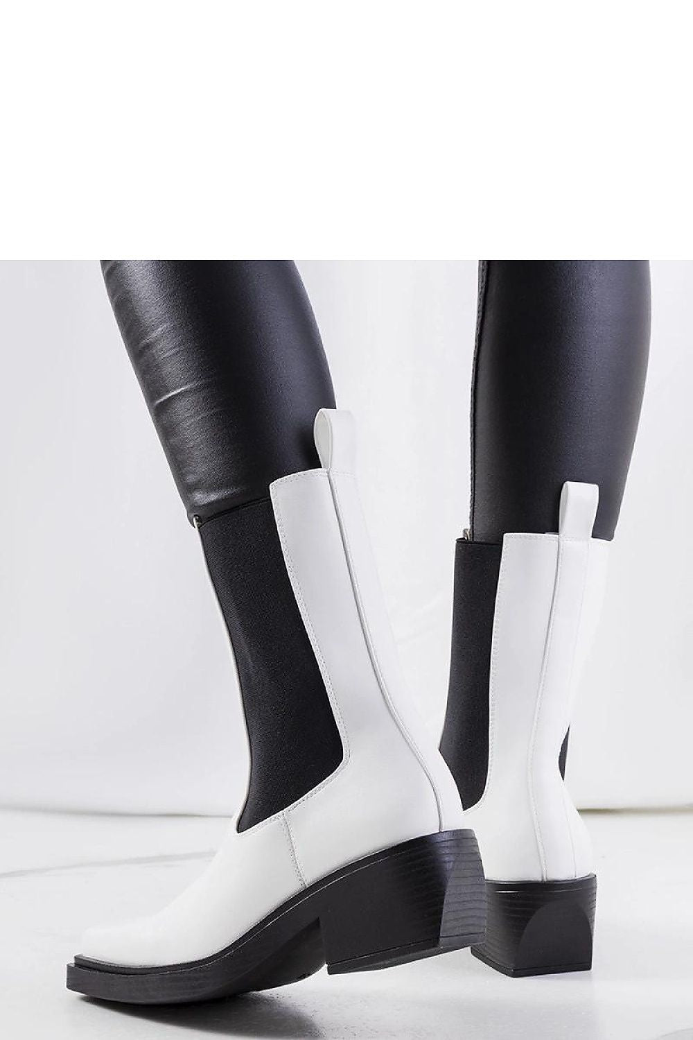  Bottes model 205158 Solea 