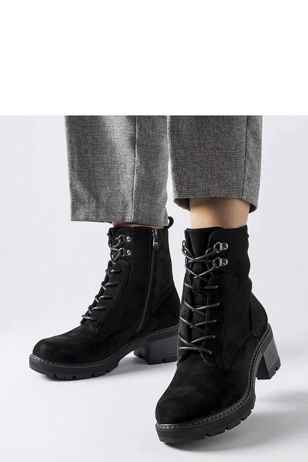  Bottes model 205852 Solea 