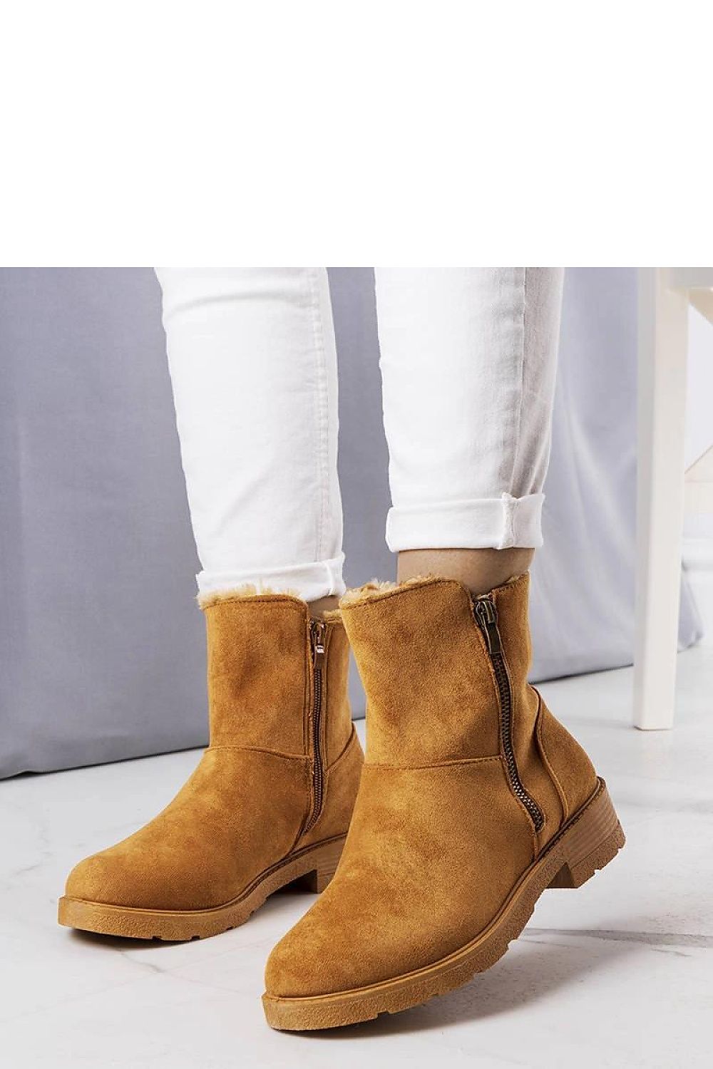 Bottes model 205882 Solea 