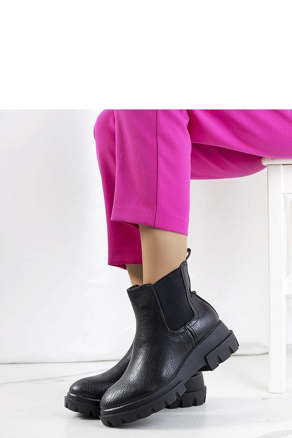  Bottes model 205900 Solea 