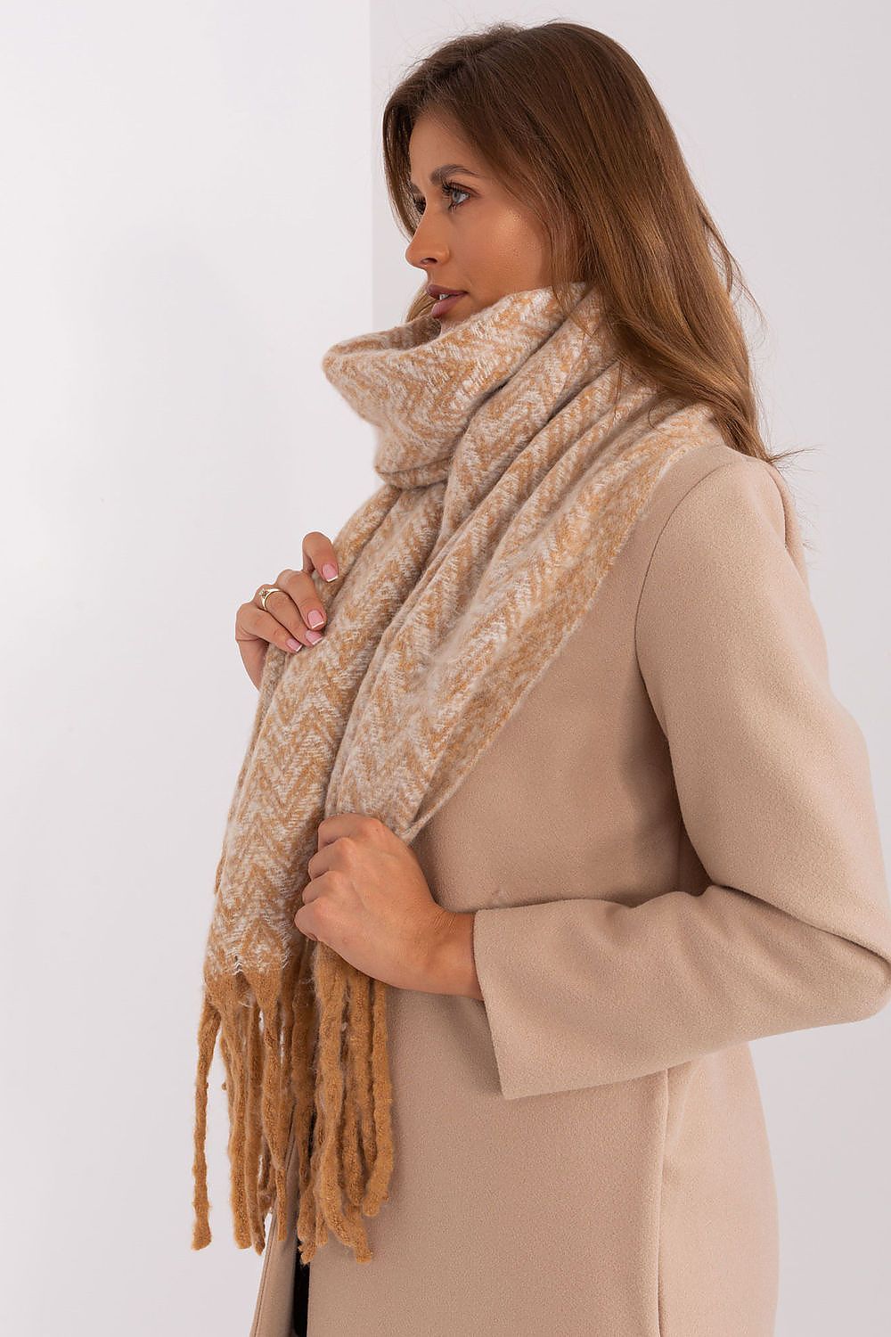  Châle model 205970 AT 
