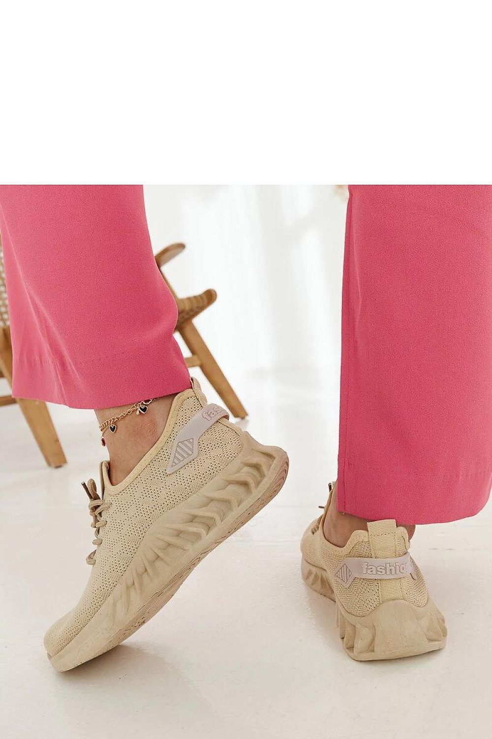  Chaussures de sport model 207528 Solea 
