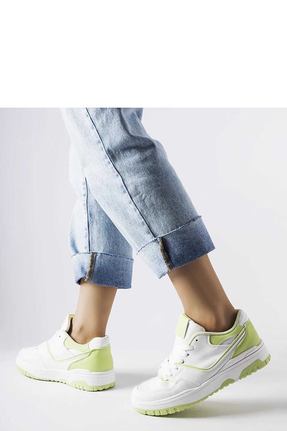  Chaussures de sport model 207688 Solea 