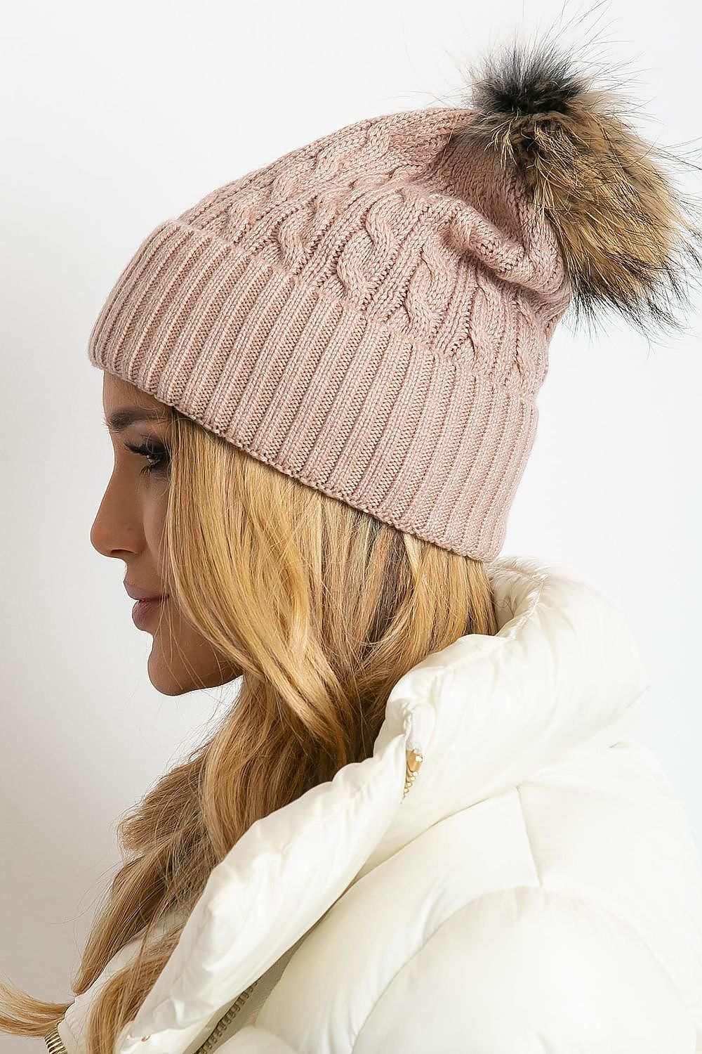  Bonnet model 208256 AT 