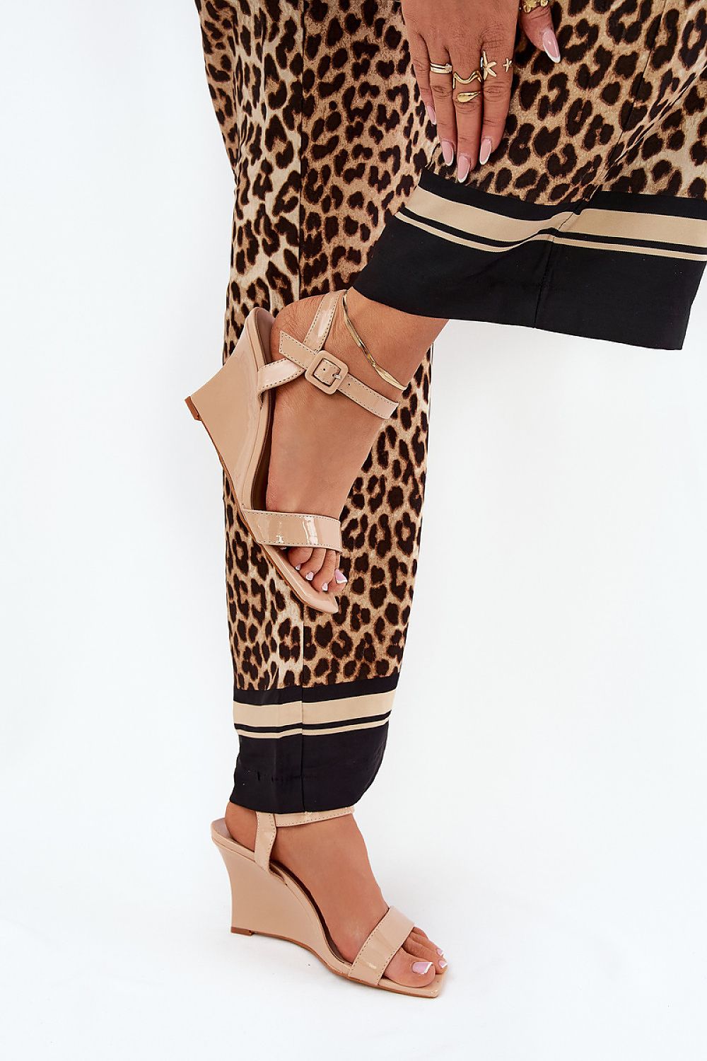  Cothurnes model 210797 Step in style 
