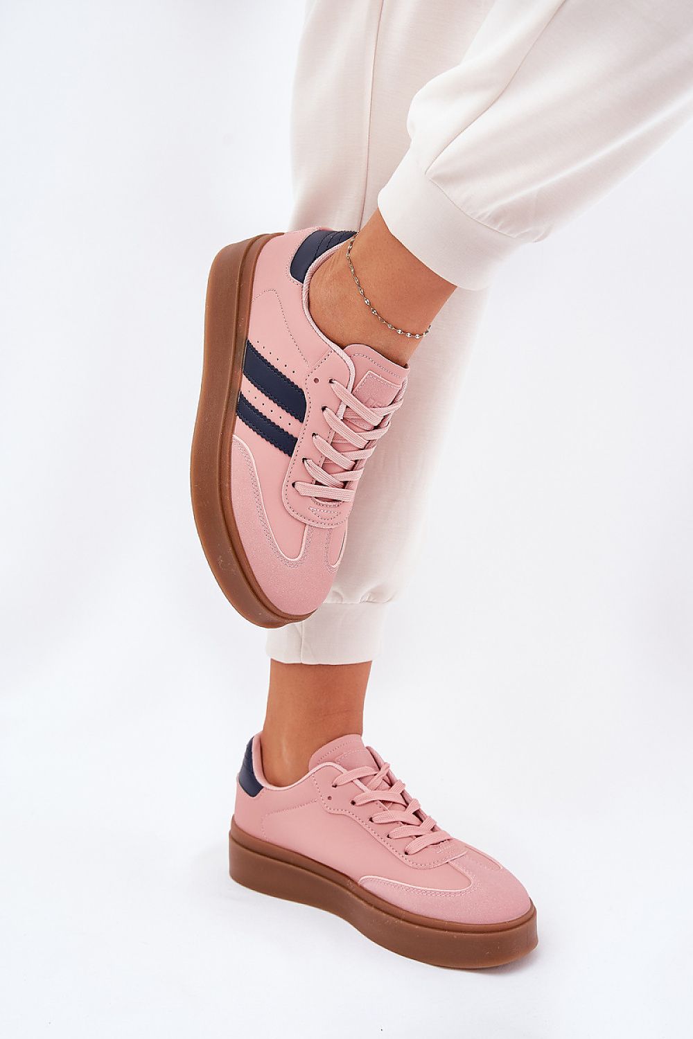  Baskets à plateforme model 211009 Step in style 