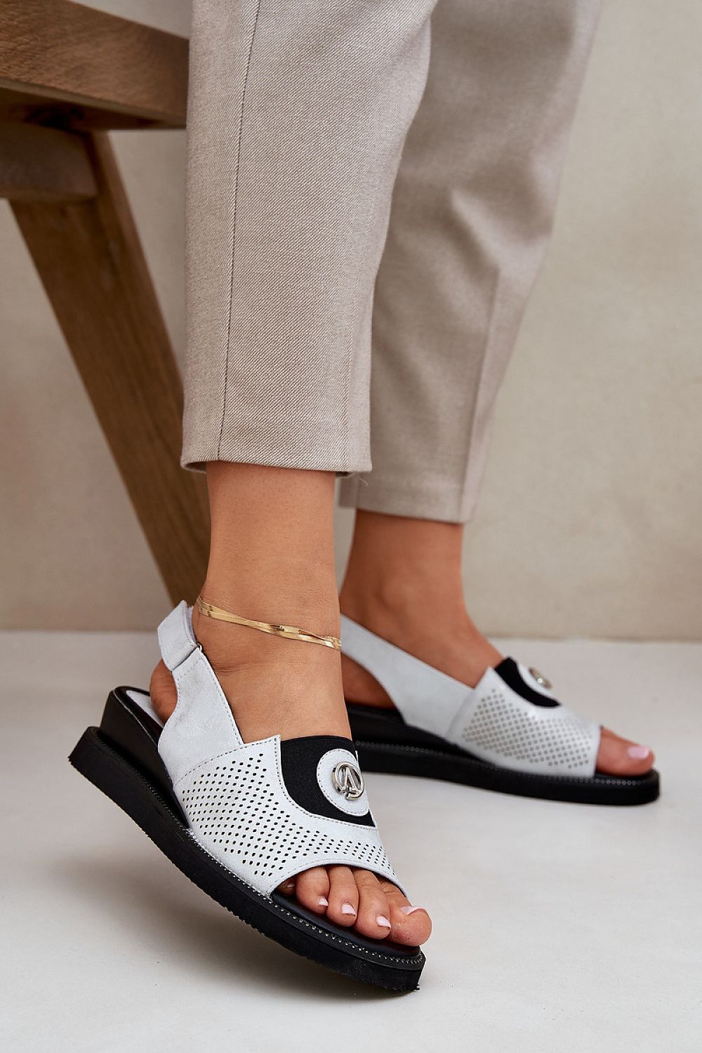  Cothurnes model 211718 Step in style 