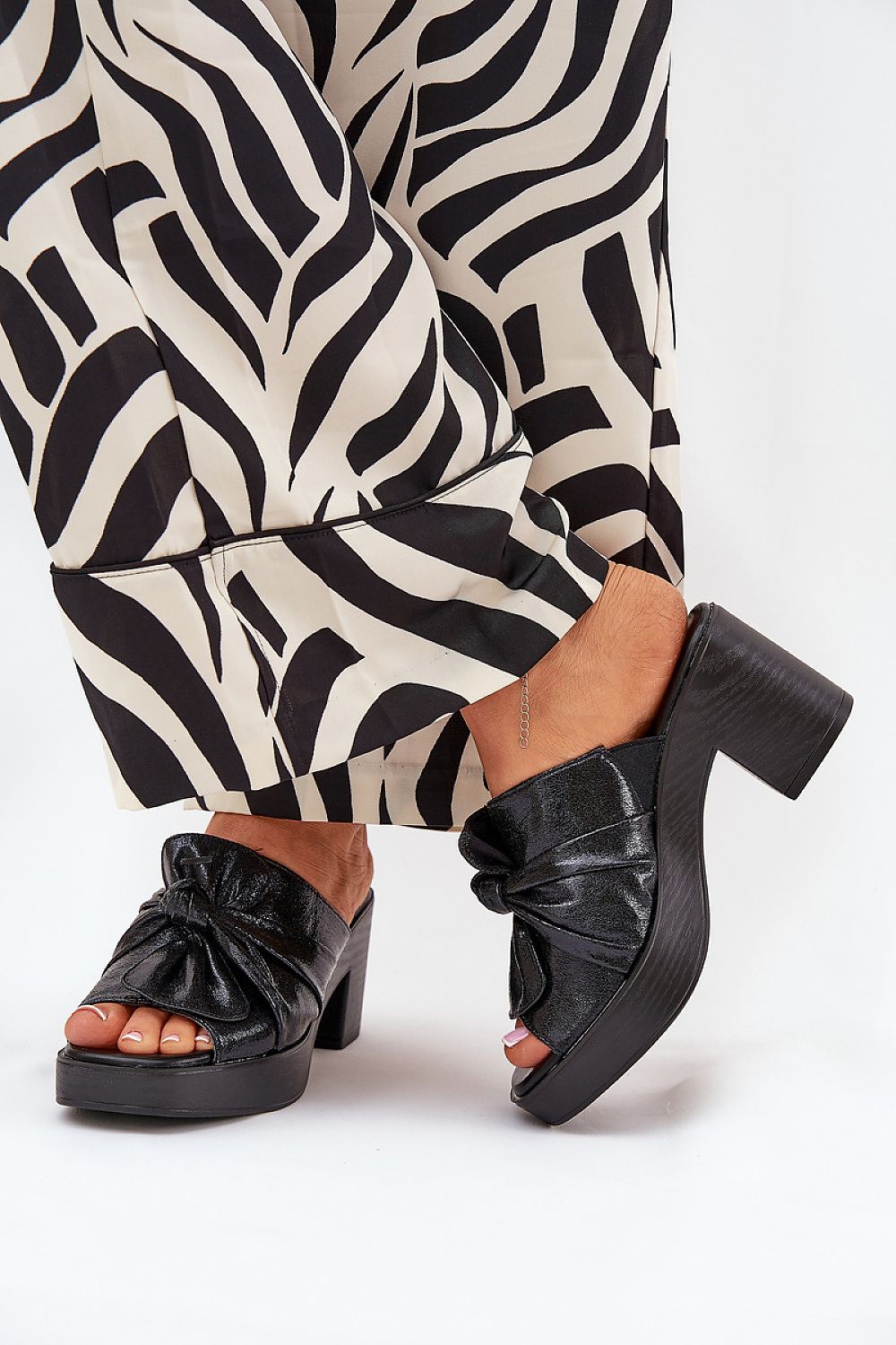  Des mules à talons model 212158 Step in style 