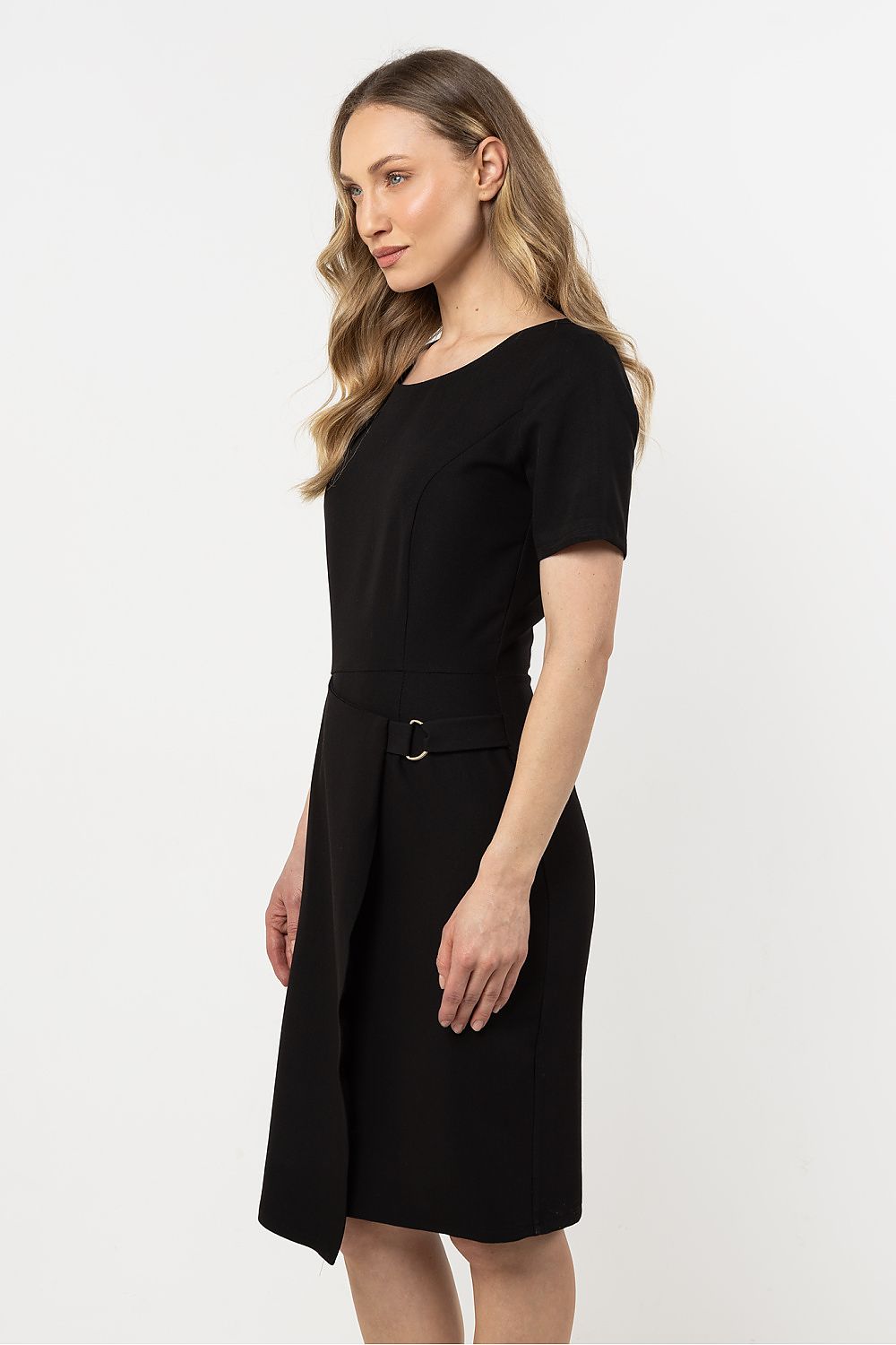  Robe de jour model 212232 awama 