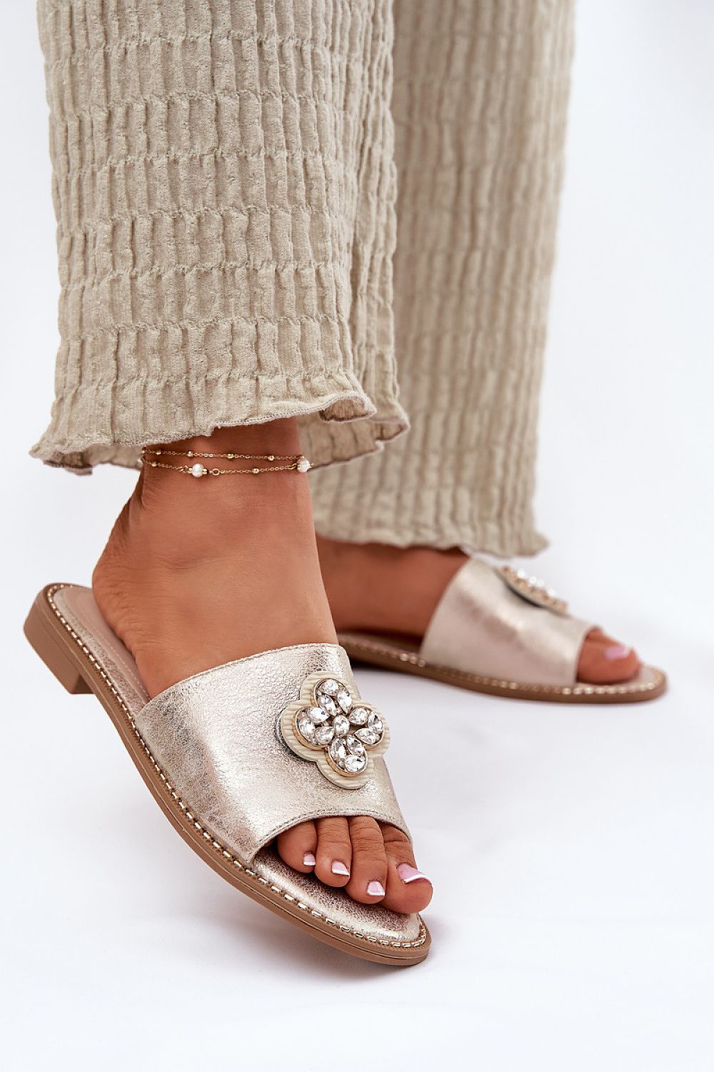  Clacquettes model 213480 Step in style 