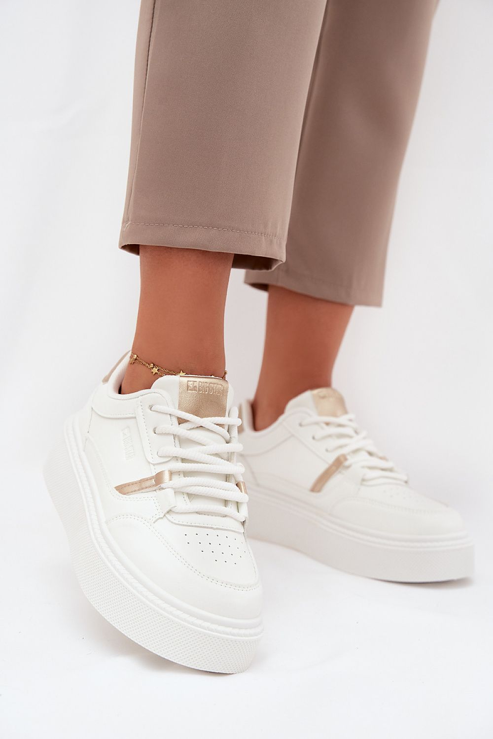  Baskets à plateforme model 216467 Step in style 