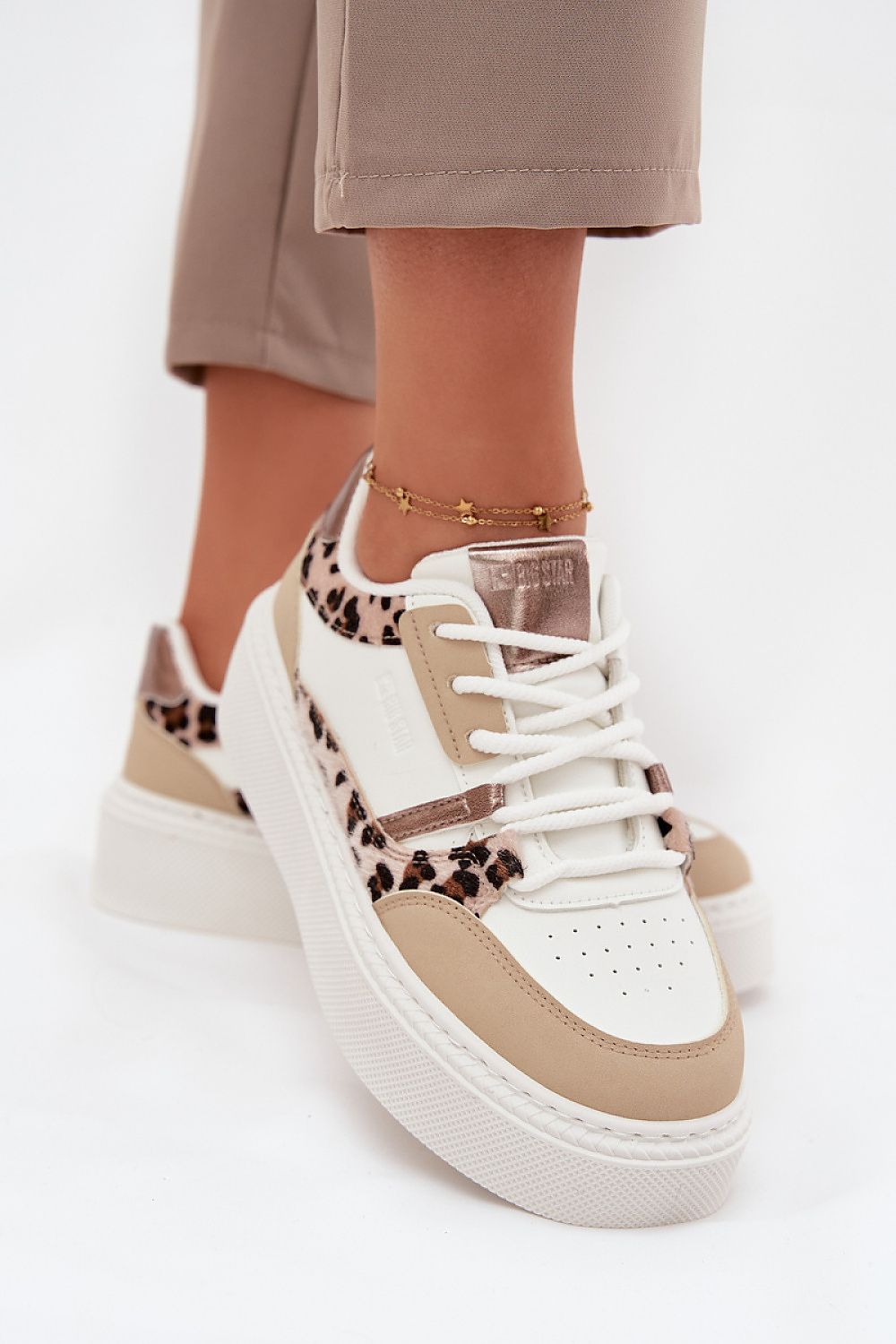  Baskets à plateforme model 216469 Step in style 