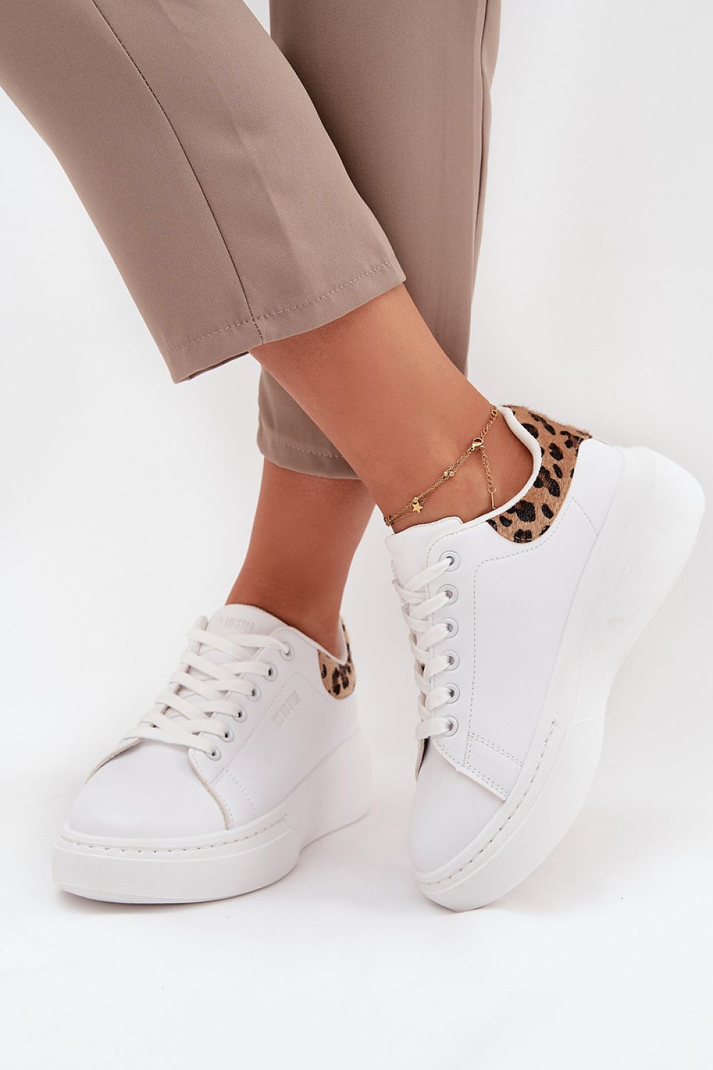 Baskets à plateforme model 216484 Step in style 