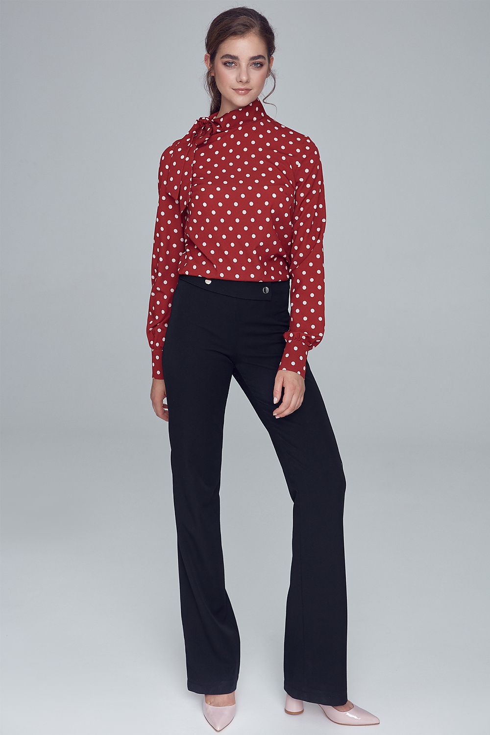 Pantalon femme model 216901 Nife 