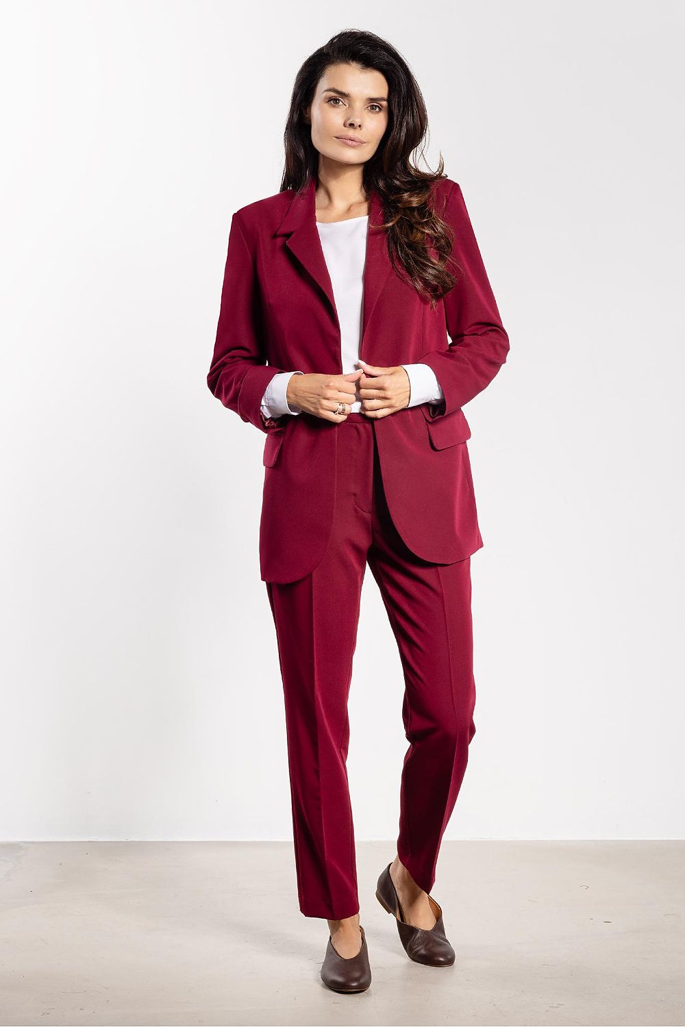  Pantalon femme model 218976 awama 