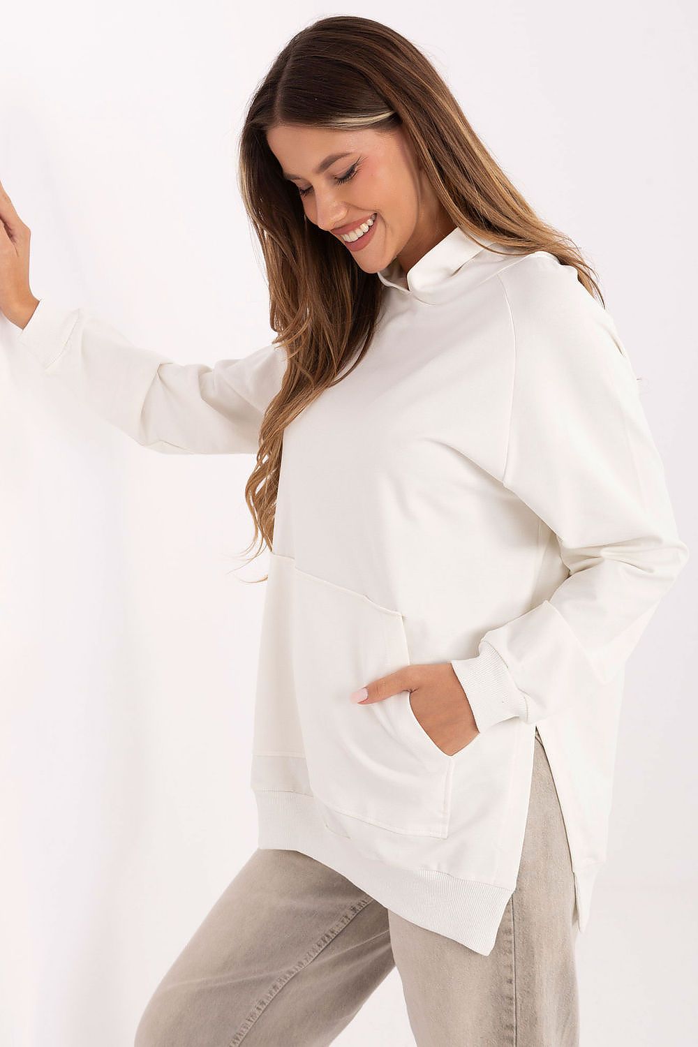  Sweatshirt model 219438 Relevance 
