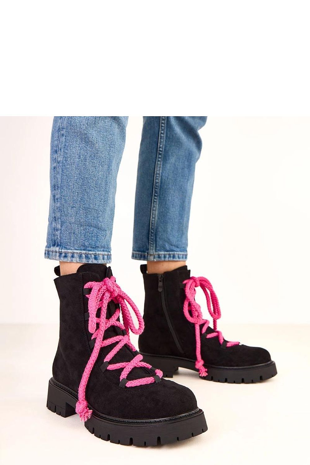  Bottes model 220571 Solea 