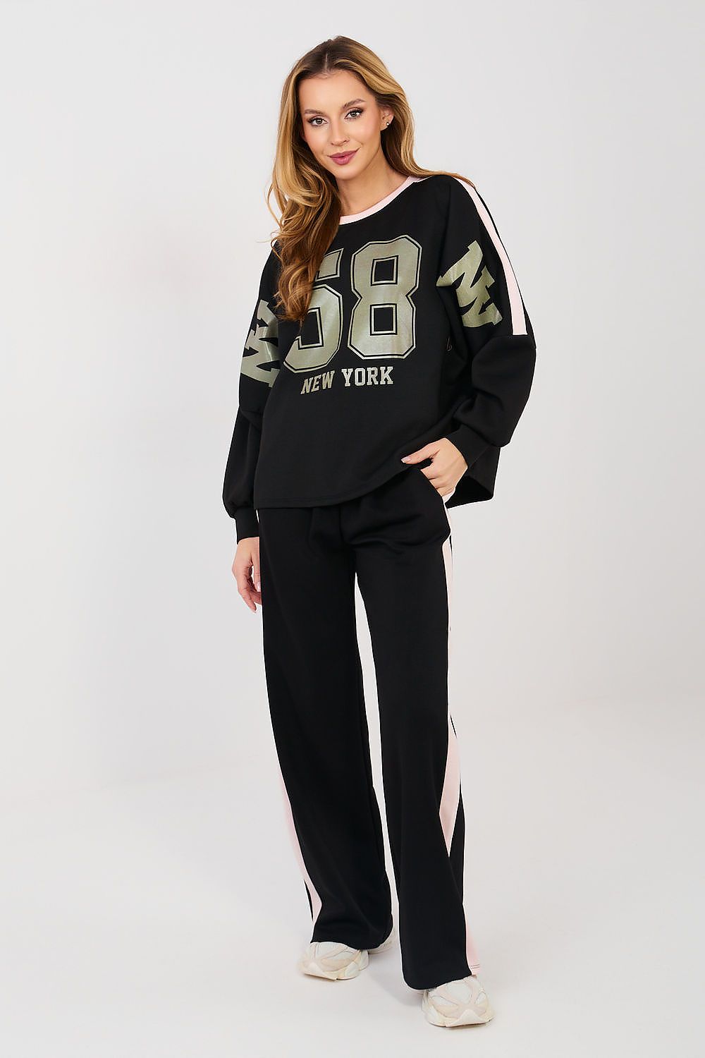  L`ensemble model 223961 Rue Paris 