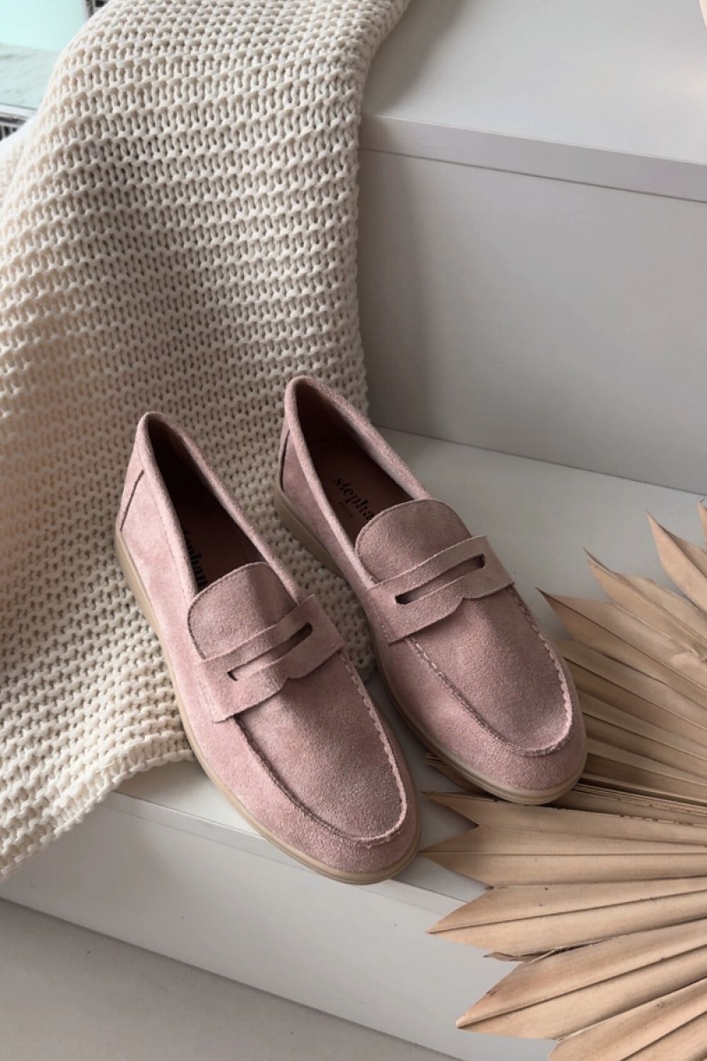  Moccasins model 224265 Step in style 