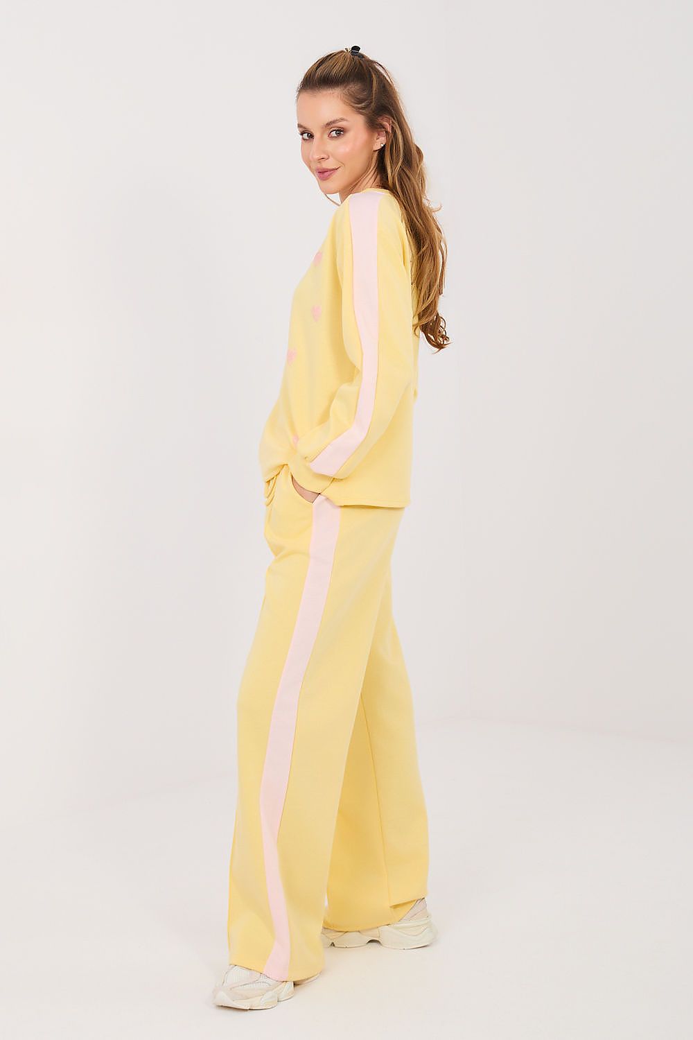  L`ensemble model 224273 Rue Paris 