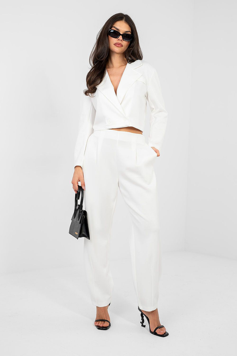  L`ensemble model 224765 Rue Paris 