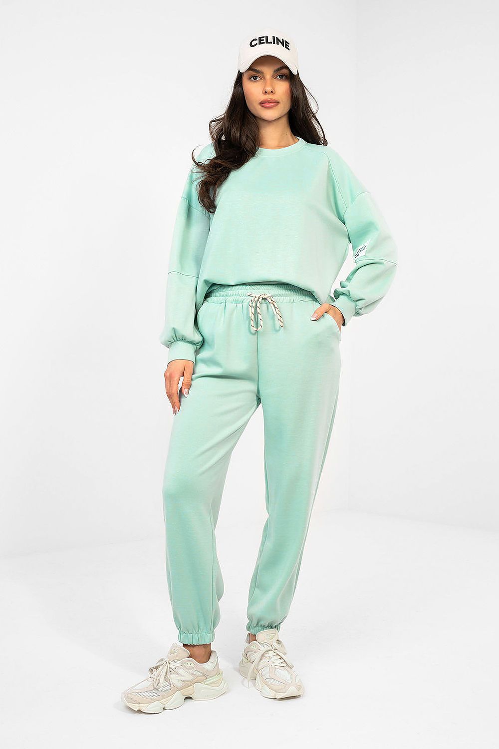  L`ensemble model 224850 Italy Moda 