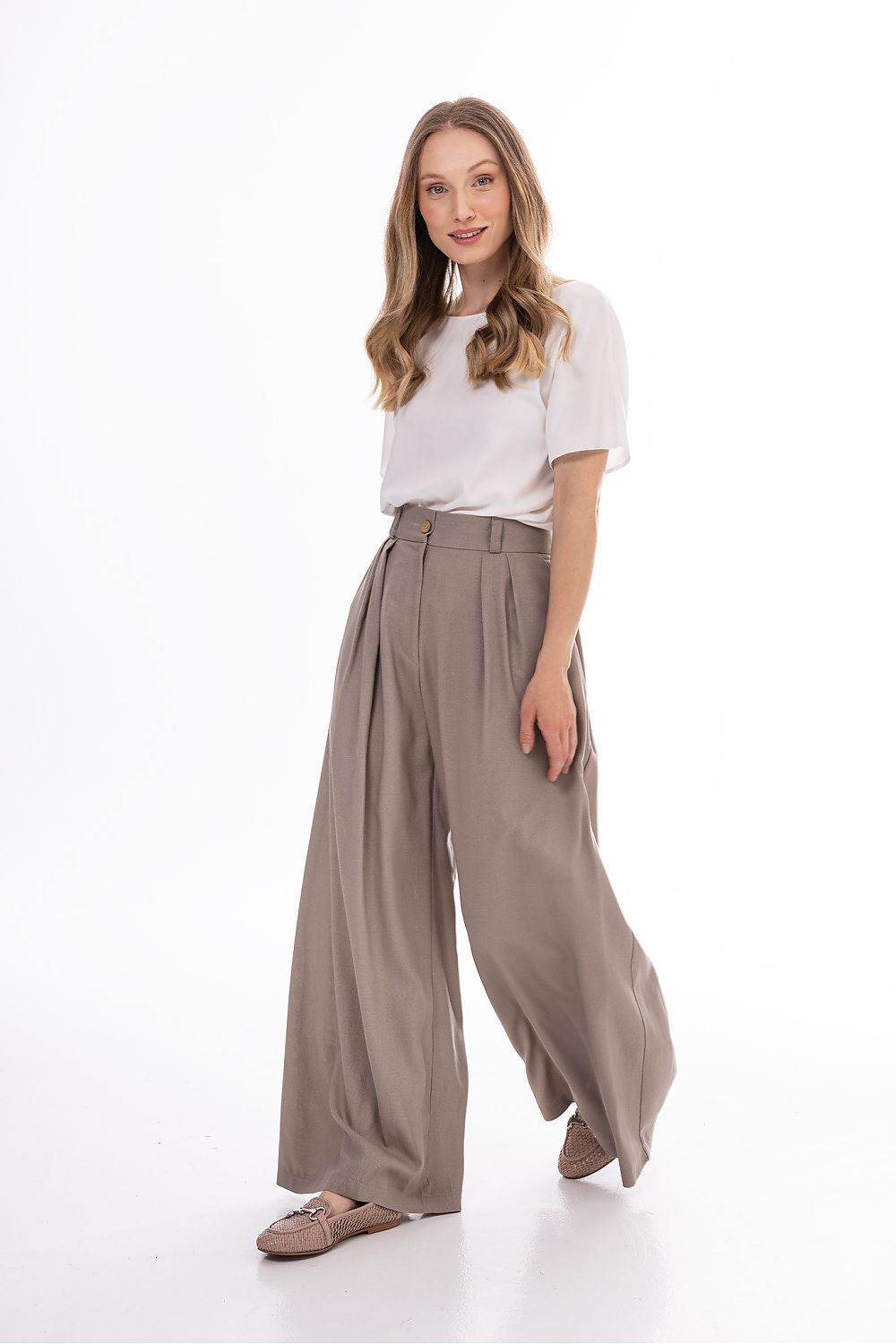  Pantalon femme model 225299 awama 