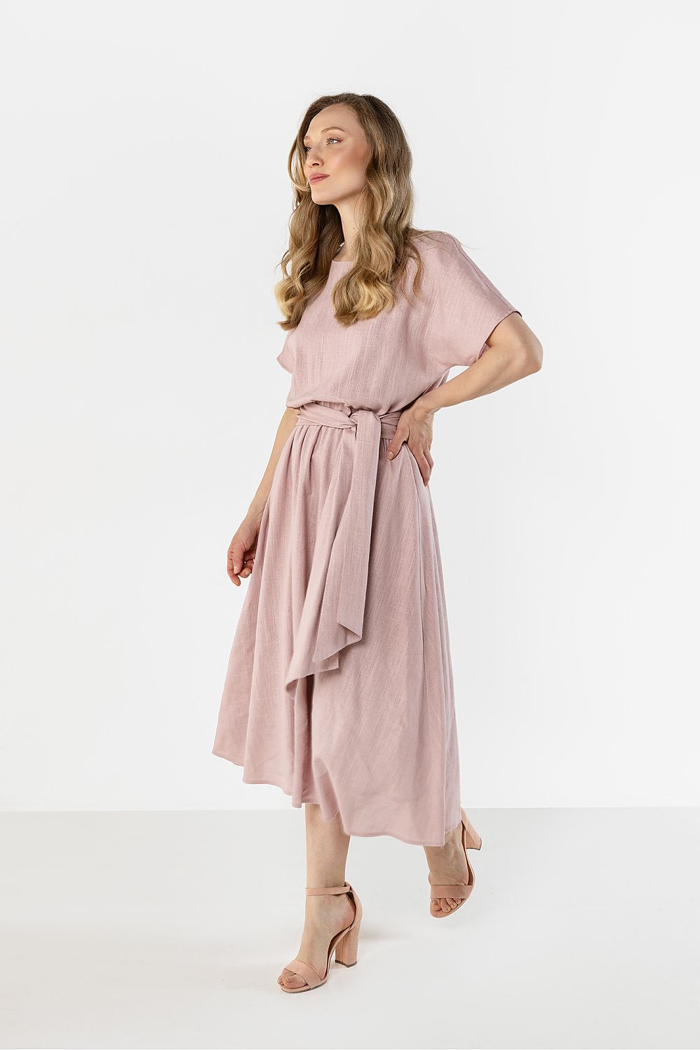  Robe de jour model 225307 awama 
