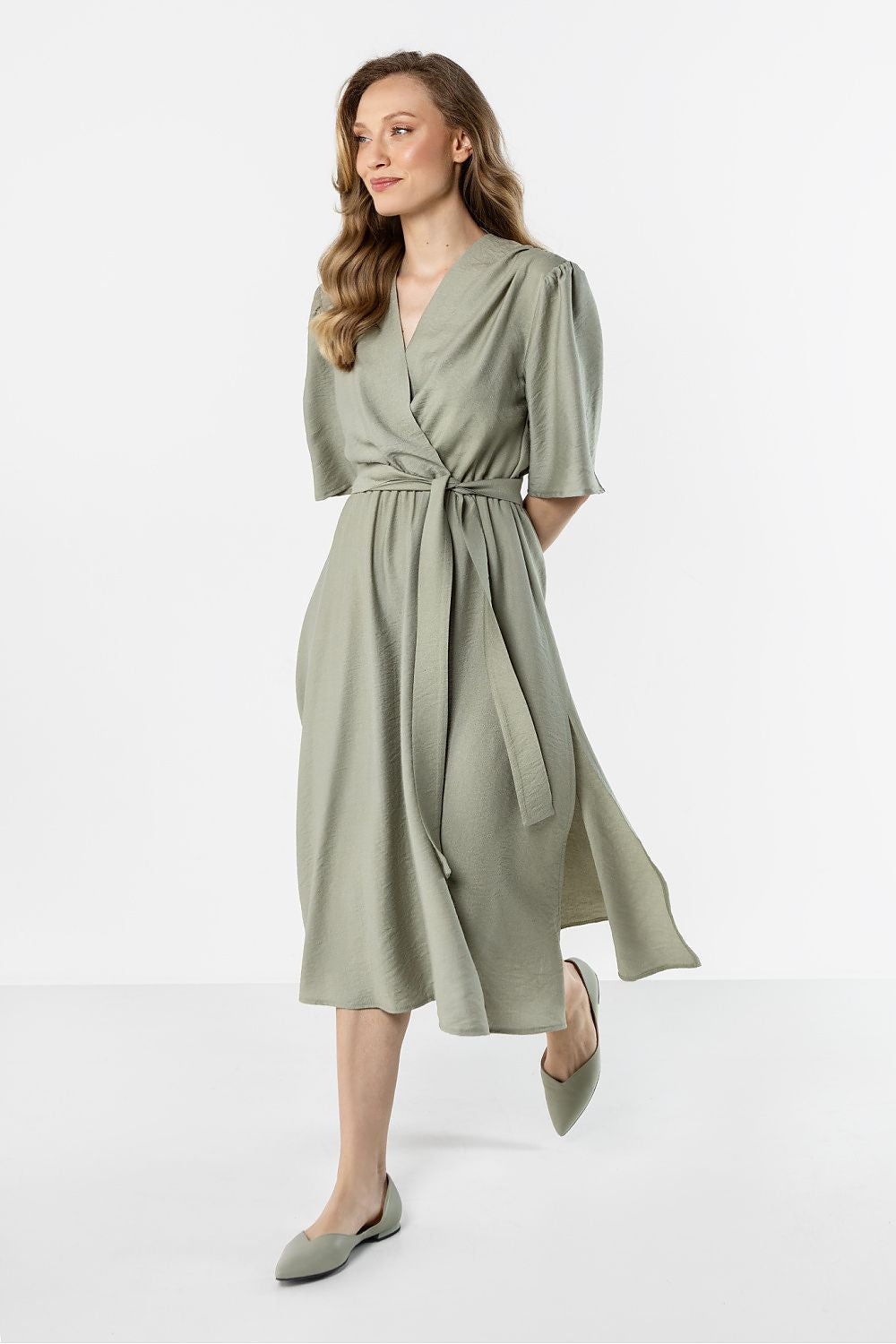  Robe de jour model 225339 awama 